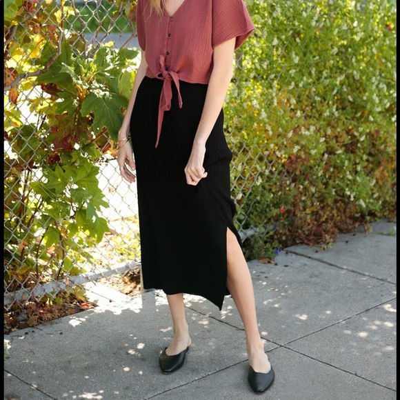 Mijeong Park Rib Knit MIDI Skirt in Navy - Picture 1 of 11